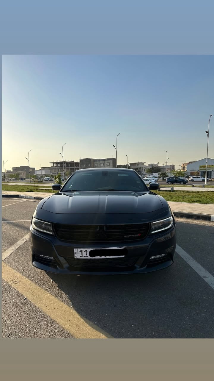 سلام عليكم 

جارجر.  2016مرمز 2023 رقم بغداد باسمي 

((اخوان الميعرف بلمرمز ليعلق ولا يتصل))

مكفوله من صبغ والفتح والتبديل والبارد والغرق شرط حته دعاميه مواصفات SXT محرك 6 سياره بلكارتون مكاني بصره 
ملاحضه: سياره بيها جاملغ الخلفي كلير من امريكا فقط 
سعر 185 وبيها مجال رقمي ***********
