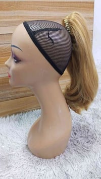 متوفر باروكات طبيعي بوي رجالي ونسائي وشعر الياف درجه اولى وقراصات واكس...