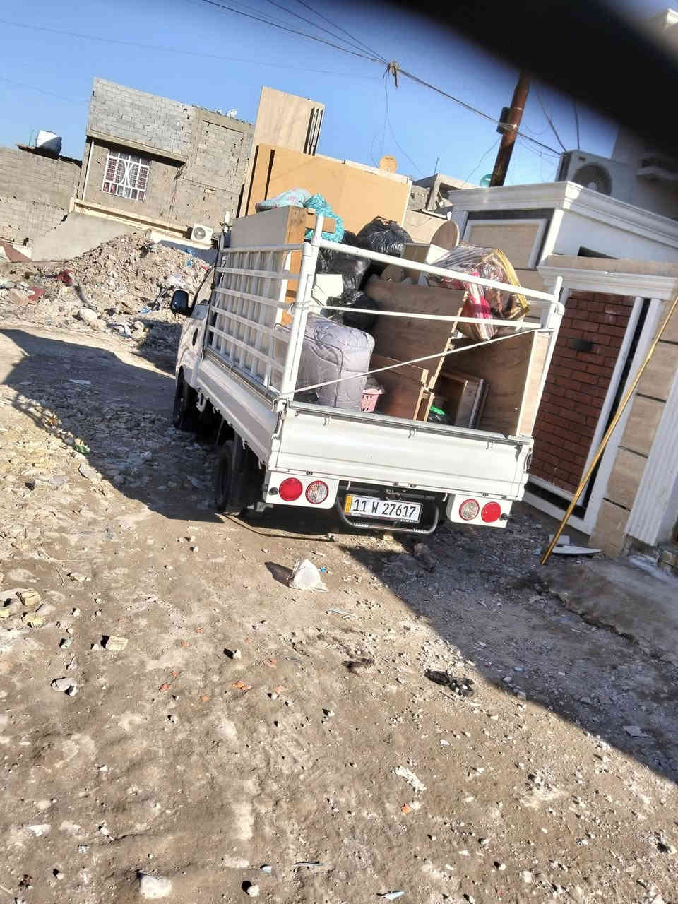 السلام عليكم يتوفر كيا حمل نقل جميع الأثاث والاغراض داخل بغداد وخارج بغداد رقمي ***********بي وتساب
