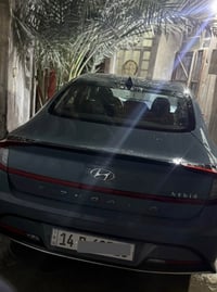 سوناتا ٢٠٢٣ • دولي تكسي دبي • هجين بكفالة