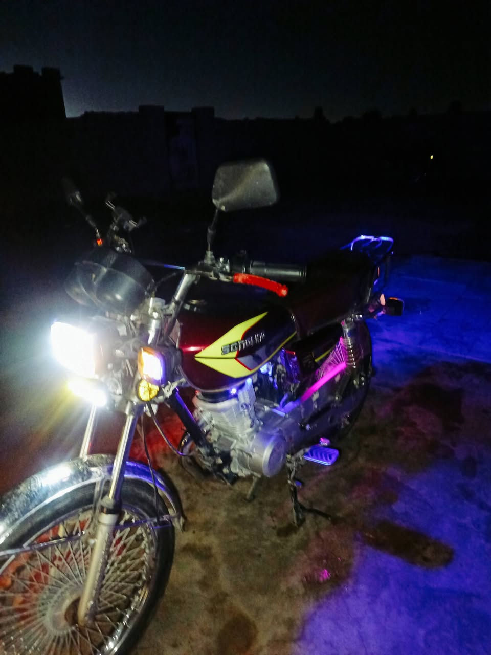 تايكر للبيع ديالى بعقوبه السعر خاص موديل 24 التفصيل عل خاص


**إذا كنت صاحب هذا الإعلان وتريد حذفه لأي سبب، رجاءا أرسل رسالة إلى الدعم الفني**