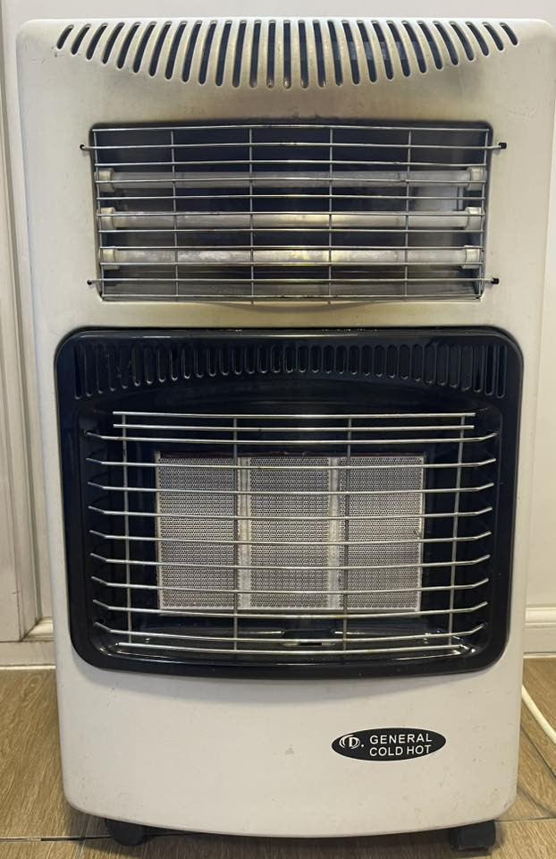 اجهزة كهربائية للبيع
صوبة (دفاية) كهرباء-غاز / عدد ٢
مبردة خارجية / عدد ٣
سبلت عامودي / عدد ١
سبلت جداري / عدد ٦
للاستفسار والمعلومات التواصل على الرقم ***********
