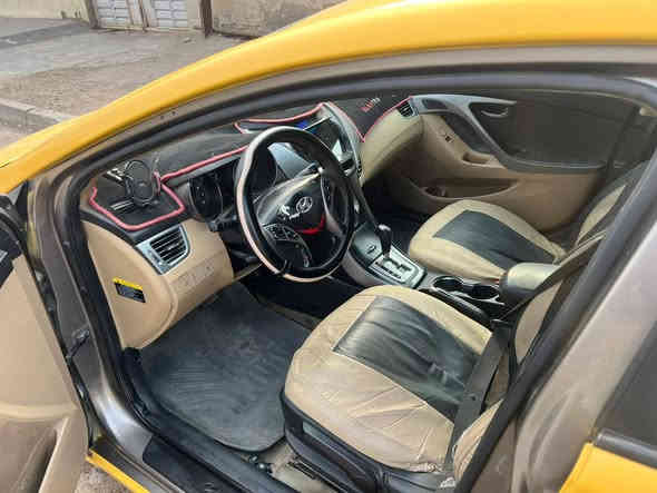 السلام عليكم
النترا 2013 امريكي
حادثه قبق صندوق مكينه 1800
والسونار موجود محرك گير كفاله
السعر (100)
***********
بغداد
