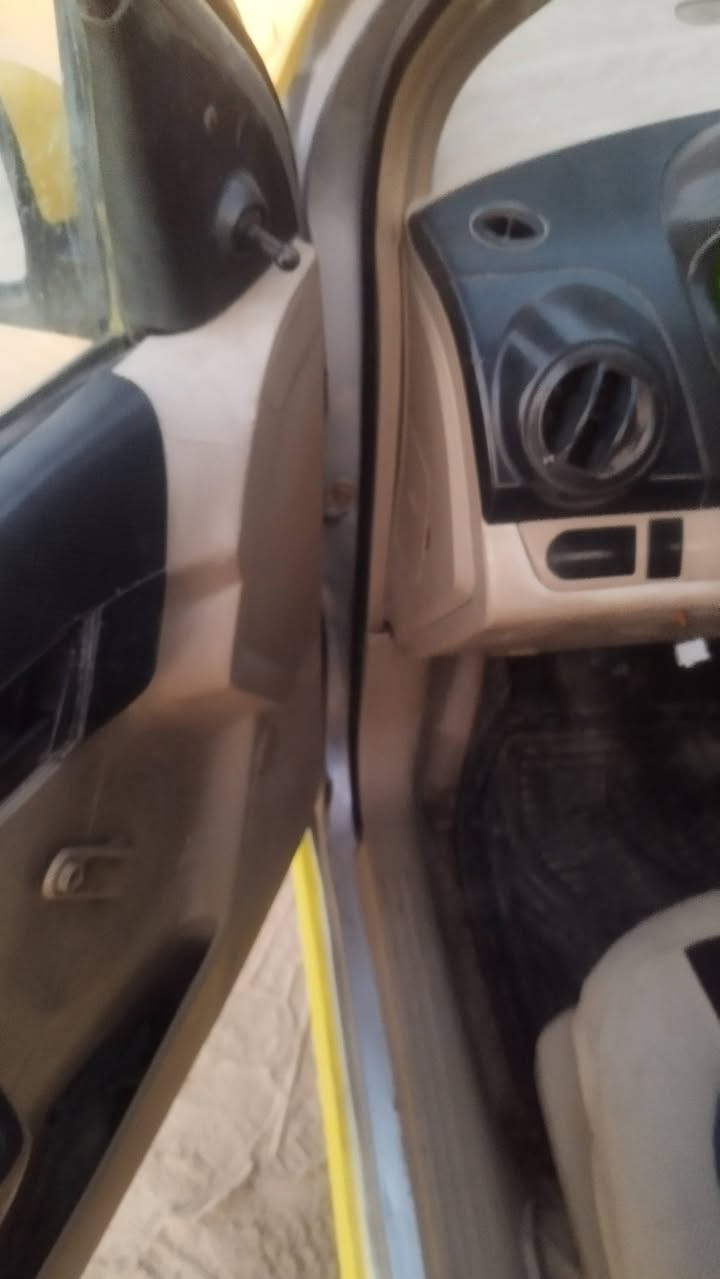 السياره افيو للبيع موديل 2009
رقم نكليزي باسمي 
وارد خليجي

هيئه وغرامات مصفره

العنوان الديوانية قضاء السدير 

السعر. 50وبيه مجال
 مكينه 1600مسكر 

***********
