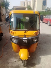 السلام وعليكم تكتك للبيع موديل 21 رقم سنويه بسمي تحويل ثاني يوم مكينه ...