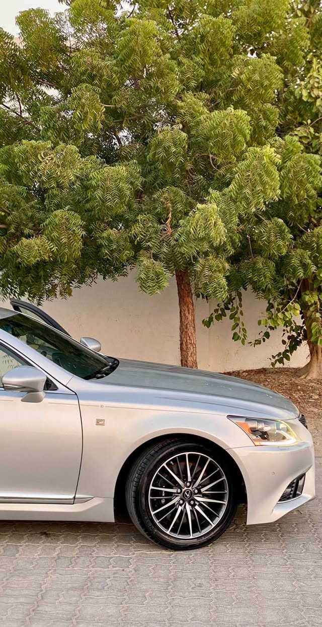 لكزس LS 460 رقم بصره انكليزي
💥   F _  Sport  💥
موديل 2013 
موصفات فول 
1 _ لايتات داينمك 3 عدسات 
2_ مودات تحكم ستيرن صوت واتصال + HOLD
3_ نقطه عمياء 
4_ رادار وقوف حساسات 
5_ هيتر دركة ستيرن 
6_ خزن ميموري كشنات
7_ انظمة قياده 4 سبورت +سبورت بلاس + كونفورت + ايكو 
8_ كشنات 4 تدفئه تبريد 
9_ شفتر ستيرن كير 
10_ 4ويل درايف اوتو 
11_ جام فول اوتو 
12_ مشاش ماء  لايتات 
13_ جنطه اوتو شفط 
14_ ابواب شفط 
15_ دخول ذكي 
16_ مري قلاب مع انارة ترحيب 
17_ السياره فيها 3 قطع صبغ  ضربتها جهة السائق وارد امريكا لايت وجاملغ فقط وبنيد مبدل بلادي 
18_ واخيراً ممشى السيارة 114 ميل 
ملاحظه 💥
علماً ان السياره رقم تسقيط رقم انكليزي رقمها [ B _65544] باقي على دفع الكمرك فقط 
 للأتصال    ***********
💥 السعر 190 ورقه 💥
