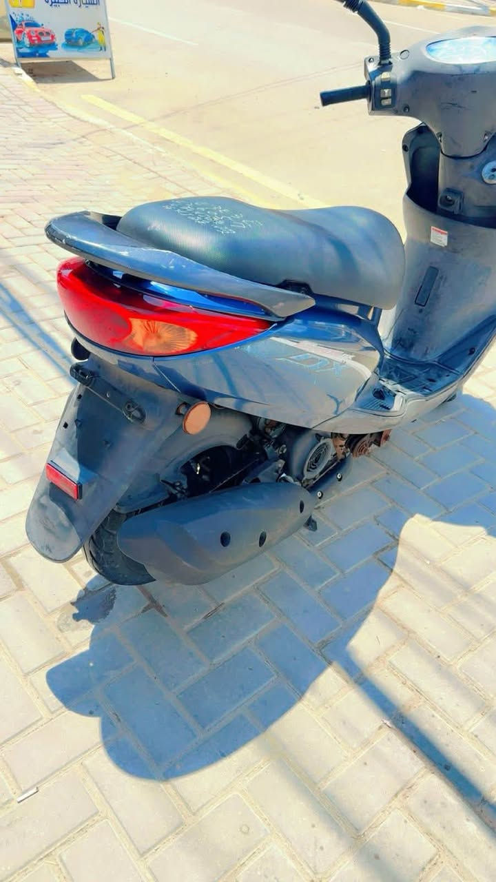 ‏سلام عليكم عندي دراجة للبيع بغبغاء مال ‏لمبة دراجة كفالة عامة مكان بغداد الأعظمية أوراق كاملة
وسعر مليون 150 وهذا رقمي  ***********￼

