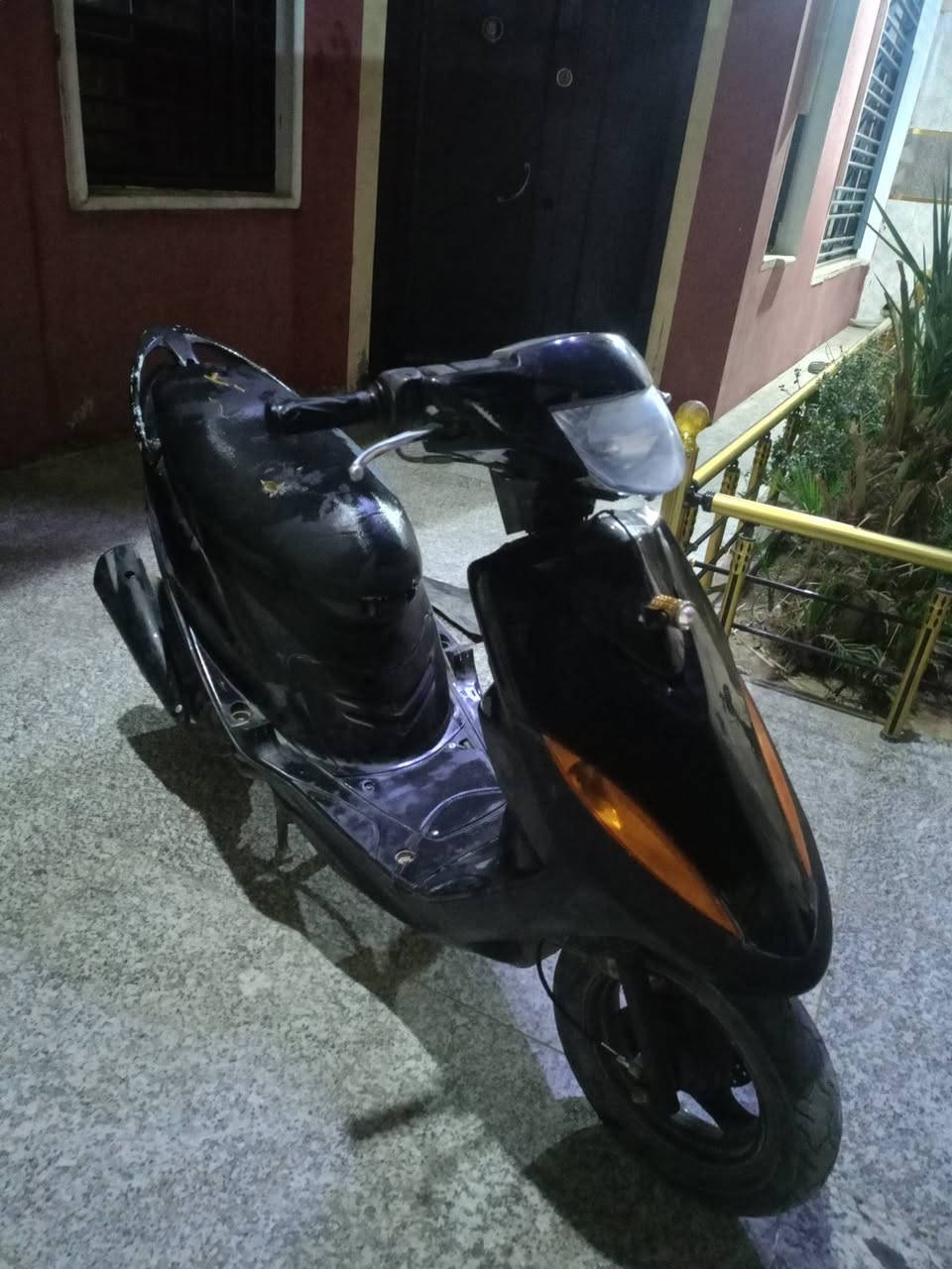 سلام عليكم  دراجه ماكس عدله نضافتها شوف اعيونك نكره سلف بأي وقت دراجه دبل تاير جديد  نقصها فقط باتري  سعر ب 475وبيها مجال للشراي يشلع عيوني  هاذه رقم *********** مكان العبيدي شارع 20
