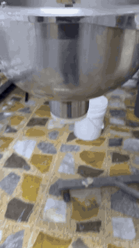 مكينه عوامه محوره كامله ازت ٤ قطع زغر وتكبر تركيا اصليه وتساب ***********
