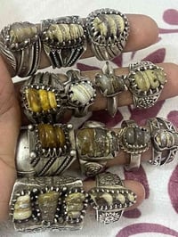 لوي نباعي تواصل خاص07702835138