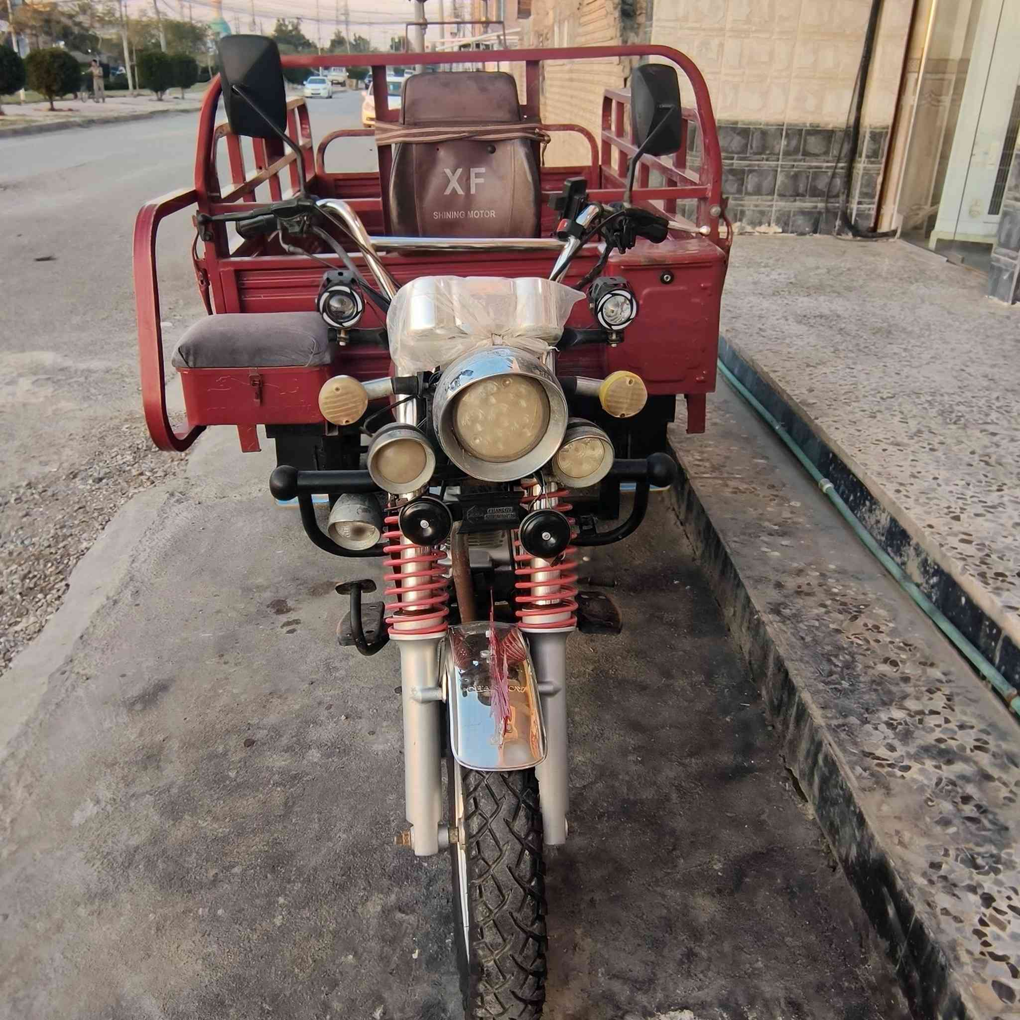 يا لله البيع ستوته موديل 23 محرك25 جديد مكفول ستوته جديد مكفوله مكمركه كامل مدفع قرص ماله ستوته فحل جديد تجي شوف بعينك تفحص سعر مليونين ونص بي مجال مكان الرمادي التاميم الاتصال على رقم الهاتف ***********
