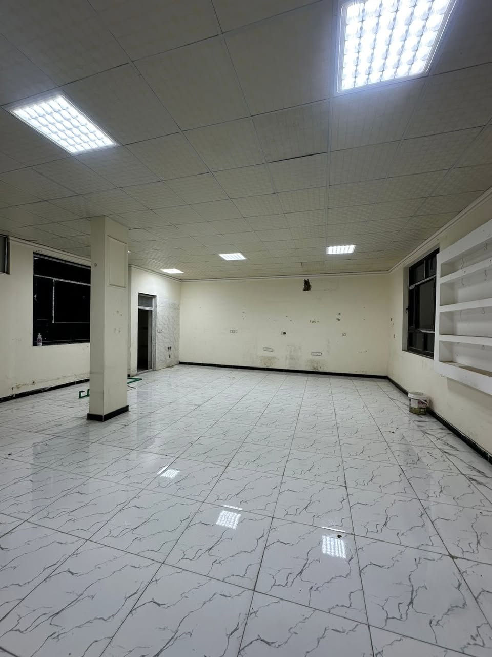 سلام عليكم

قاعة للايجار 🛑🛑

الطابق الثالث

المساحة 240 متر 

علمناً  أن البنايه مزودة بمصعد⬆️⬇️

العنوان :-شارع المسبح مقابل مدرسه الدعاء الاهلية

للاتصال 

0770 394 8300
