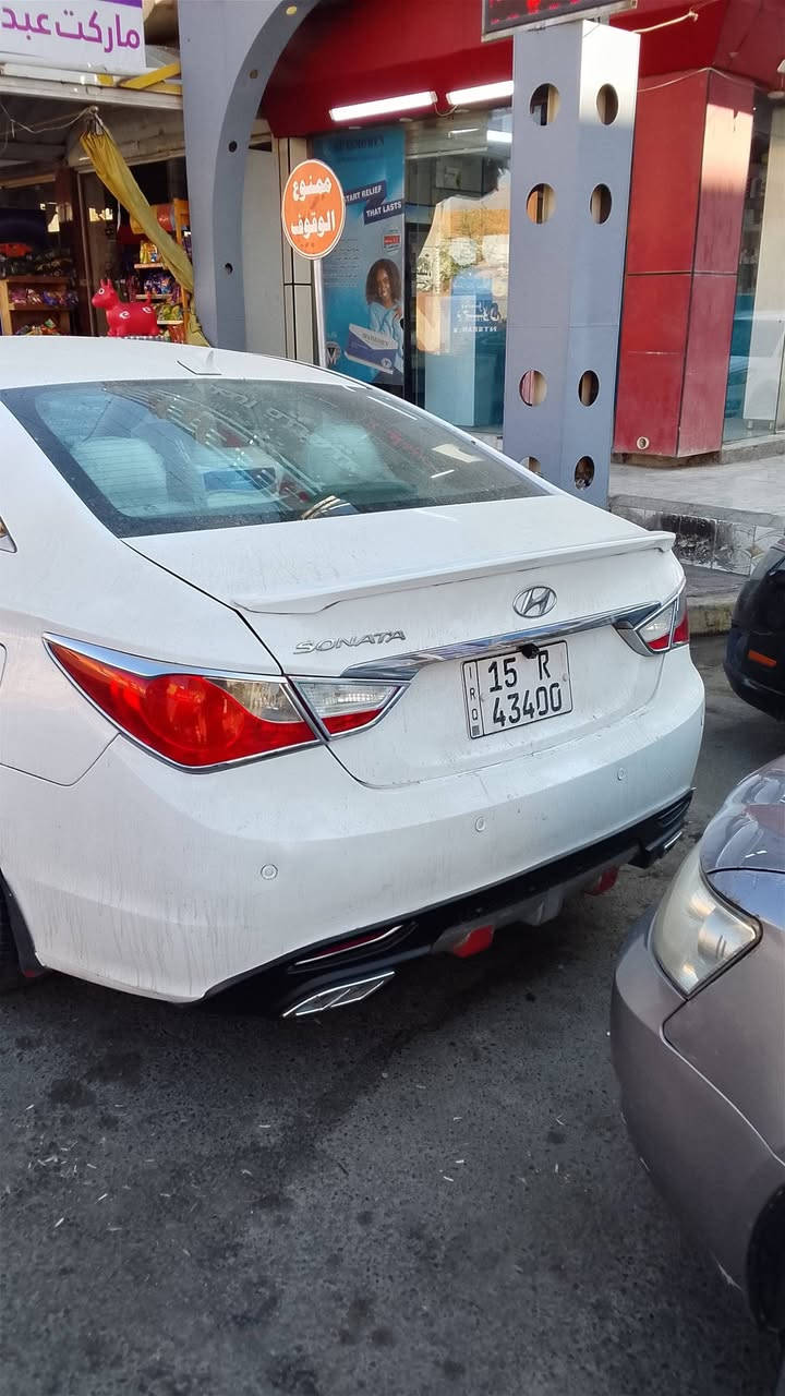 سلام عليكم سوناته للبيع او مراوس سياره وارد امريكي محرك GDAليبل واحد ضرر هلال جاملق
الخلفي فقط رقم انبار دولي عارضها ب97 وبيها مجال بيها صبغ  4قطع سياره مكفوله من ضربه والمعجون عده الحادث هلال جاملغ الخلفي فقط كامله تخم تاير تبريد صدر جديد منضومه زنون التواصل ع رقم *********** تواصل ع رقم فقط
