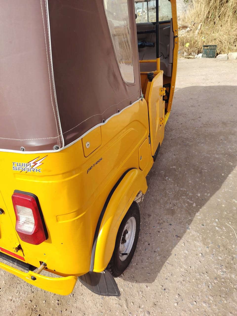 تكتك 2022//  10
بغداد فلكه سلمان باك
***********
