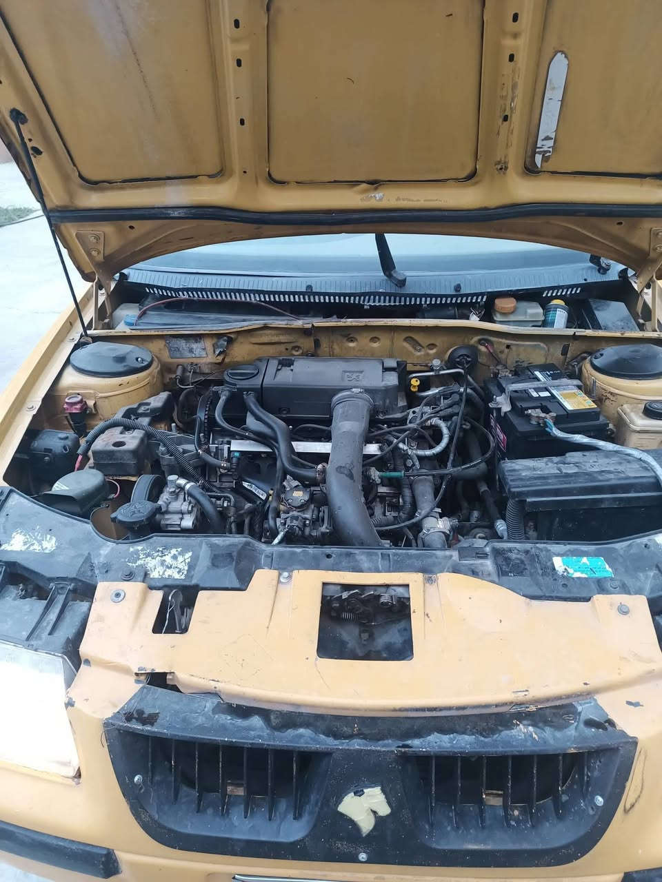 سلام عليكم سمند 2011 ناطقه رقم بغداد الماني كير مكينه تبريد كله مكفول سنويه 28 شرط التحويل سياره جاهزه نواقص بسيطه وشويه خياس بدايه الدوسه مكان السياره تكريت سعر// ***********
