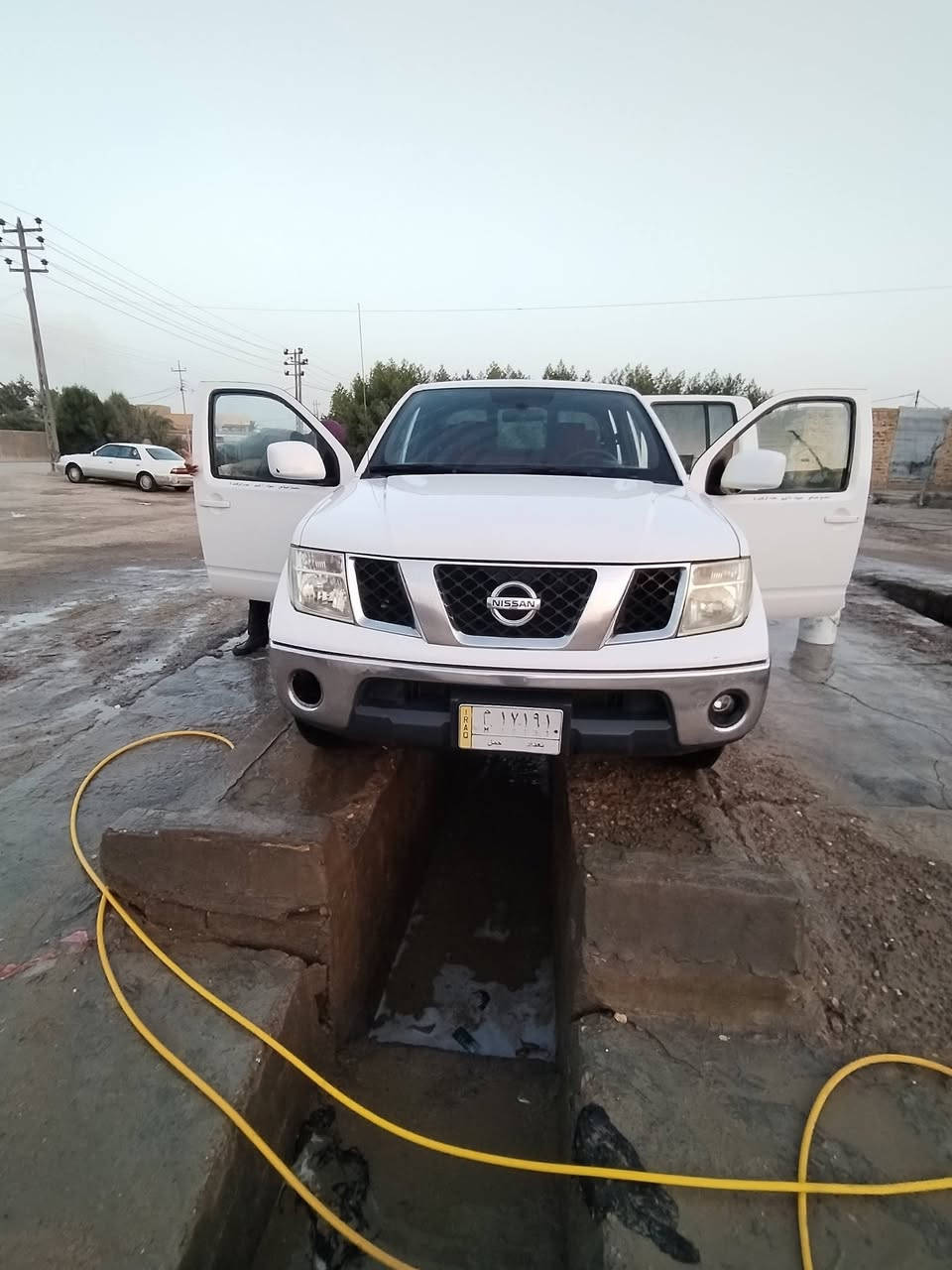 السلام عليكم بيكم نيفاره موديل ٢٠١٣ رقم بغداد تحويل ثاني يوم سياره جاهزه من كلشي بيه بس رشات صبغ بل بدي الجه السايق مكينه كير اكسن شاصي كله مكفول وهاي كدام عينك اصوره مكاني ناصريه سوك الشيوخ سعره ١١٠ وبيه مجال حق الجيه  ***********
