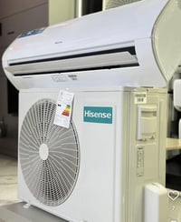 سبلت هايسنس ٢طن انفرتر للبيع مستخدم السعر ٣٥٠قفل العنوان /زيونه /محله٧...