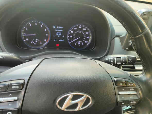 السلام عليكم   
للبيع فقط

هونداي نوع كونا

موديل2019

محرك2000

بصمه 

كامره دواره

شاشه 

رادار 

نقطه عمياء 

بصمة أبواب 

هيتر مقاعد

تحديدمسار

فول مواصفات عدا السلايد 

السعر 137$ 

بچم كبس

قطعه واحده صبغ 
مكان السياره بغداد حي الأعلام 

للاستفسار الاتصال على الرقم 

***********
