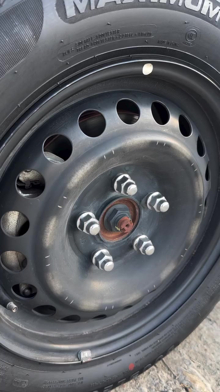 كيا سيراتو موديل ٢٠٢٢خليجي حادث باب وجاملغ تبديل بدون صبغ سعر ١٥٥وبيه مجال***********مكانه بغداد الدوره
