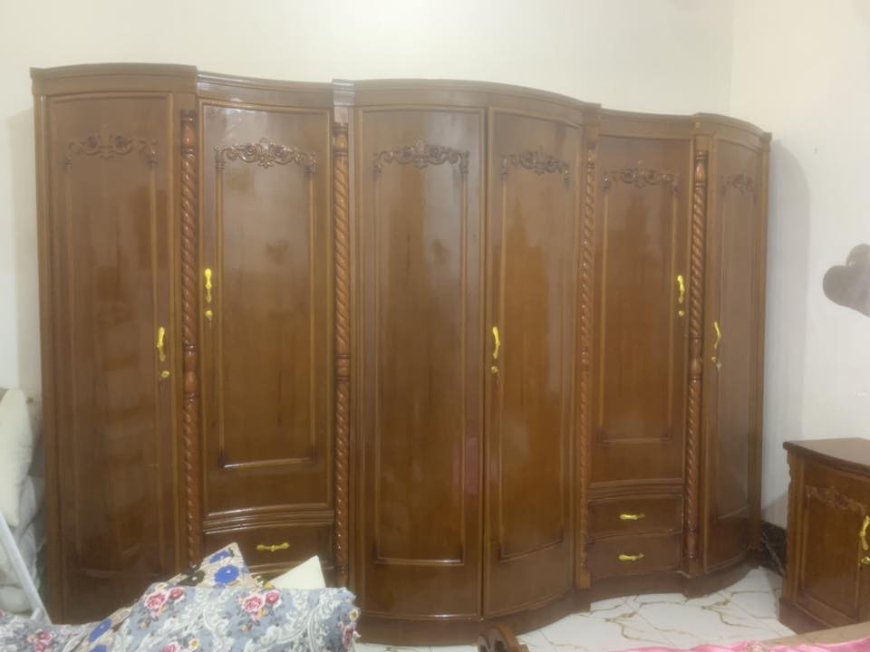 غرفة نجارة عراقية السعر ٦٥٠وبيها مجال  في السماوة***********
