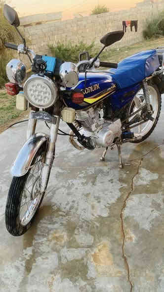 ماطور بارت خمس 99999 نضافه گدام العين البيع ويرهم مراوس حسب القناعه العنوان الموصل القياره الجدعه الاستفسار تصل الرقم ***********
