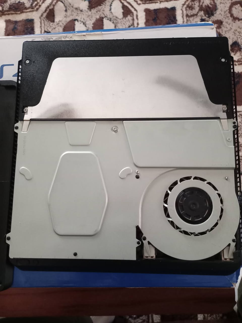 السلام عليكم جهاز بلي4سلم للبيع جهاز جداً نظيف ومامفتوح الجهاز كامل ملحقاة ويا جوستك وحده كارتونه موجود الجهاز يجي ويا قرصين الي بالصور ويا أيضاً لعبتين بالحساب مورتل كومبات و ذاوتشر
سعر الجهاز260قفل 
مكاني بغداد المدائن ناحية الوحدة قرب بسماية


**إذا كنت صاحب هذا الإعلان وتريد حذفه لأي سبب، رجاءا أرسل رسالة إلى الدعم الفني**