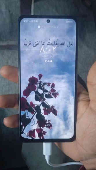 جهاز A51 جهاز كله شغال شخط مابي الذاكره 128 السعر 100 مكاني بغداد البلديات المن العامه ***********
