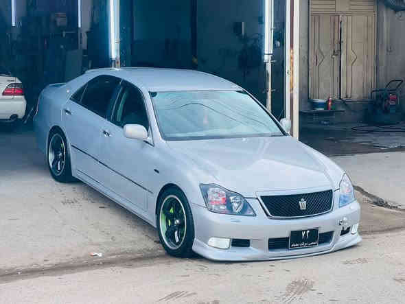 .
بەناوی خوای گەورە
شاهینەی موس 2007
184
سئ دگمەی مواسەفات ئەحتیادی
ناو ڕەشی فۆرمیگا سور
بئ بۆیاخە
بئ دووکەڵ
تایەو ویلی لۆکە
ویلی ئیم
تەقە و ڕەقەی نیە
سەیارەی جوان و ڕێک و پێکە
نرخی 65 گەڵا مەجالێکی برایانە
شوێن سەید سادق
***********
***********
