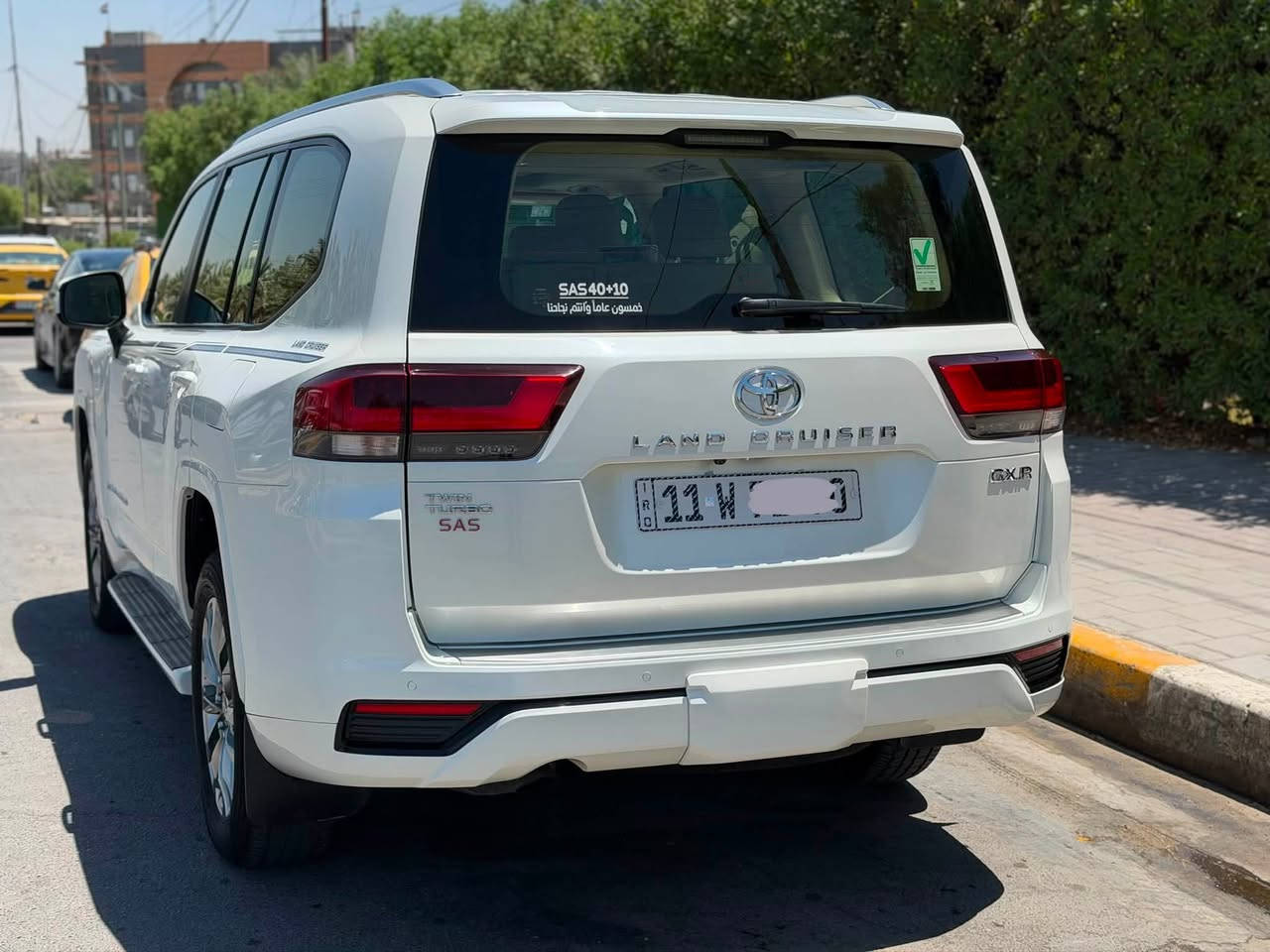 لاندكروز 2023 (Gxr) twin turbo  ضمان ساز
السياره توين تيربو
ضمان ساز تويوتا العراق 
ماشيه ٣٣ الف بعدها زيرووو
رقم بغداد باسمي
وهذا رقمي ***********
فول مواصفات
كشن تبريد  
3 شاشات تطبيق
جنطه كهرباء 
٨ ايرباك 
جلد وكشنات كهرباء
شاشه كبيره مال vx
سماعات jbl
محرك 3500 توين تيربو
السياره جديده جدا مكفوله من الصبغ والبارد وكلشي وكل غراضها وملحقاتها بالجيس وبعدها ارضياتها ممطبوكه عليها
السعر ٦٥٧
للاتصال ***********

