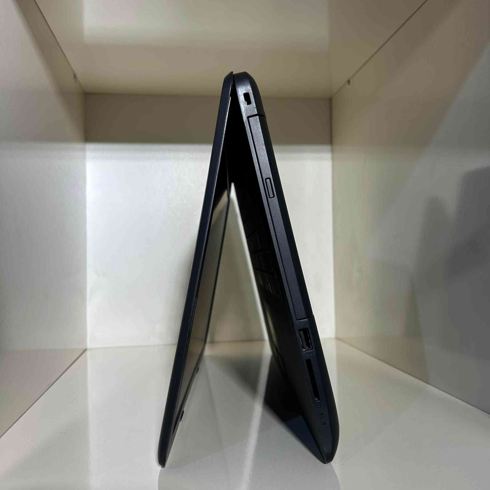 عملي – سريع – سعره مدروس 🔥

إذا تريد لابتوب للشغل اليومي، دراسة، أوفيس، تصفح، برامج محاسبة…
هذا خيار مضمون بسعر قوي 💰

⸻

⚡ المواصفات:

🧠 Core i5 جيل سابع (7200U)
أداء ثابت للشغل والدراسة

🚀 رام 8GB DDR4
تشغيل سلس بدون تعليق

💾 تخزين مزدوج مميز:
✔️ 256GB SSD سرعة عالية للنظام
✔️ 1TB HDD مساحة ضخمة للملفات

🖥️ شاشة 15.6 إنج HD+
⌨️ كيبورد عربي / إنكليزي فل سايز
🖥️ ويندوز 11 برو 25H2 محدث وجاهز

🎮 كرت Intel UHD 620 مناسب للاستخدام اليومي

⸻

🔌 المنافذ:

✔️ 3 USB
✔️ HDMI
✔️ Ethernet (شبكة)
✔️ مدخل سماعة 3.5
✔️ منفذ طاقة

⸻

🎁 الهدايا المجانية:

🎒 حقيبة
🖱️ ماوس واير ضوئي
🖤 ماوس باد Razer
🎧 سماعات أذن
📱 ستاند هاتف
🔌 شاحن

⸻

🚚 توصيل مجاني لكل العراق
📦 يوصللك مغلف ومحمي 100%
🔁 ضمان 7 أيام استبدال فوري

⸻

💰 السعر: 325,000 دينار

📍 بغداد – شارع فلسطين – تقاطع الموال

⸻

هذا الجهاز مثالي للطلاب، الموظفين، وأصحاب الأعمال الصغيرة…
تدفع أقل وتحصل أداء يخدمك سنين 👌🔥

إذا تريد أسويلك نسخة مختصرة عنوان جذاب للتصميم هم أجهزها إلك فوراً 💼 بغداد, العراق


**إذا كنت صاحب هذا الإعلان وتريد حذفه لأي سبب، رجاءا أرسل رسالة إلى الدعم الفني**