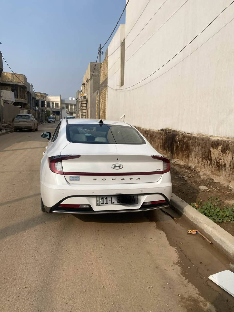 سلام عليكم 
سوناتا خليجي
موديل 23
[ بصمه تشغيل +بصمه ابواب +تشغيل عن بعد  ]
خمس انضمة قياده 
سايد بريك بصمه 
[كشن  - كهرباء -تدفئة]
شاشه  كبيره 
رادار( امامي_ خلفي _جانبي )
تحديد مسار 
رقمها بغداد
مكاني بابل حله
*********** حلة, بابل
