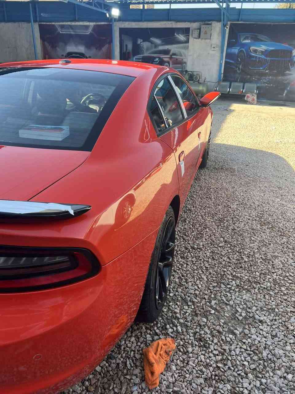 جارجر 2020 كفاله فول  عامه حته دعاميات وكاله هارلم خليجي ماشيه 100 السعر 238 بيه مجال قليل مكان السياره النجف رقم الهاتف ***********
