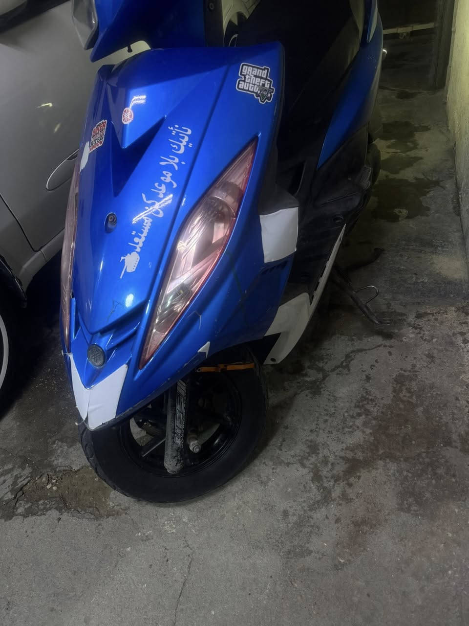 السلام عليكم دراجه جيتي ار مكفوله مكينه بلاد ما مفتوح برغي واحد دراجه بيها شغلات رياضي اجت ويها دراجه نقصها بس تريشه وحده مكسوره فقط بانزين محسن دهن كل 15يتبدل دراجه ناعمه معروضة ب 800 وبيها مجال مكاني زعفرانيه


**إذا كنت صاحب هذا الإعلان وتريد حذفه لأي سبب، رجاءا أرسل رسالة إلى الدعم الفني**