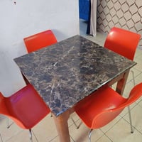 ميز طعام • مرمر • ٤ كراسي قوية