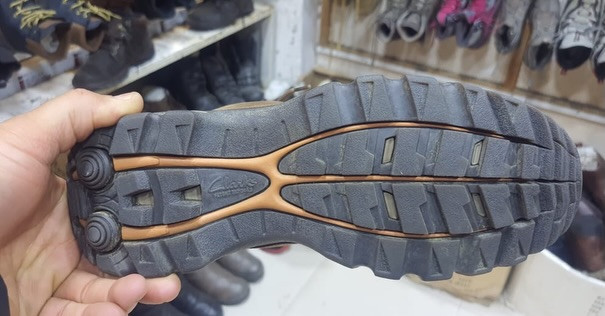 طراز “Active Air” من ماركة Clarks✅
قياس:41,5-42📏
نظافة:٩٩٪؜🔥
السعر:خاص 🔆
توصيل جميع محافظات العراقية 🚚🇮🇶


**إذا كنت صاحب هذا الإعلان وتريد حذفه لأي سبب، رجاءا أرسل رسالة إلى الدعم الفني**