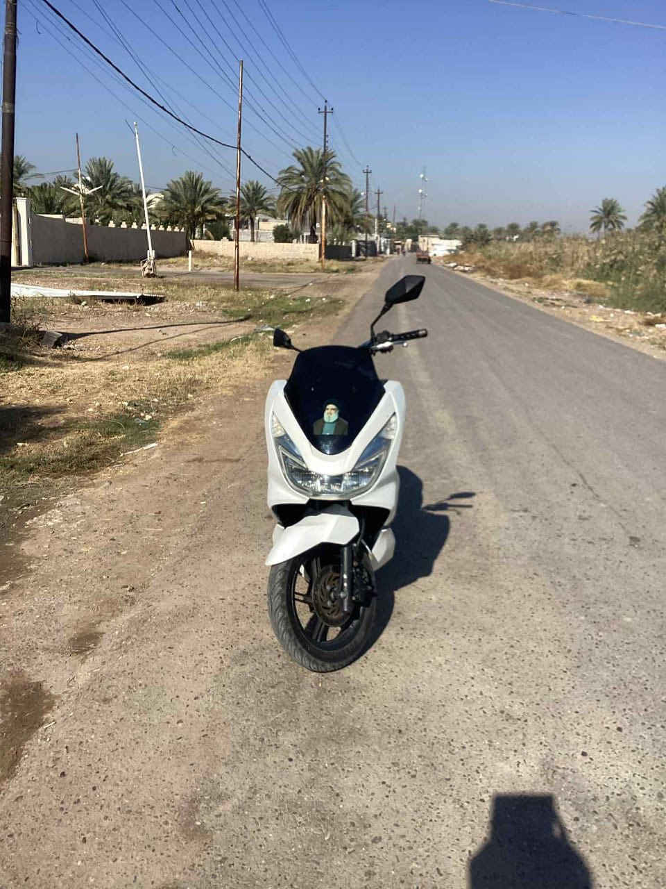 سلام عليكم pcxجيل ثاني دراجه كامله مكمله حساس ازدحام ستاند كهربائي وبقيه التفاصيله معروفه مكينته مكفوله مكينه ١٥٠ياباني رايده ١٣وبيه مجال كلش قليل حك الجيه مكاني البياع رقمي ***********
