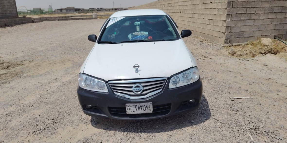 سني 2001 محدثه 11 كير عادي بلادي مصبوغه عام رقم صدامي سنويه عضم عاج كير محرك تبريد شرط تدفئه نار مكانها تكريت صاحبها ابن عمي طالب عليها 44

***********
