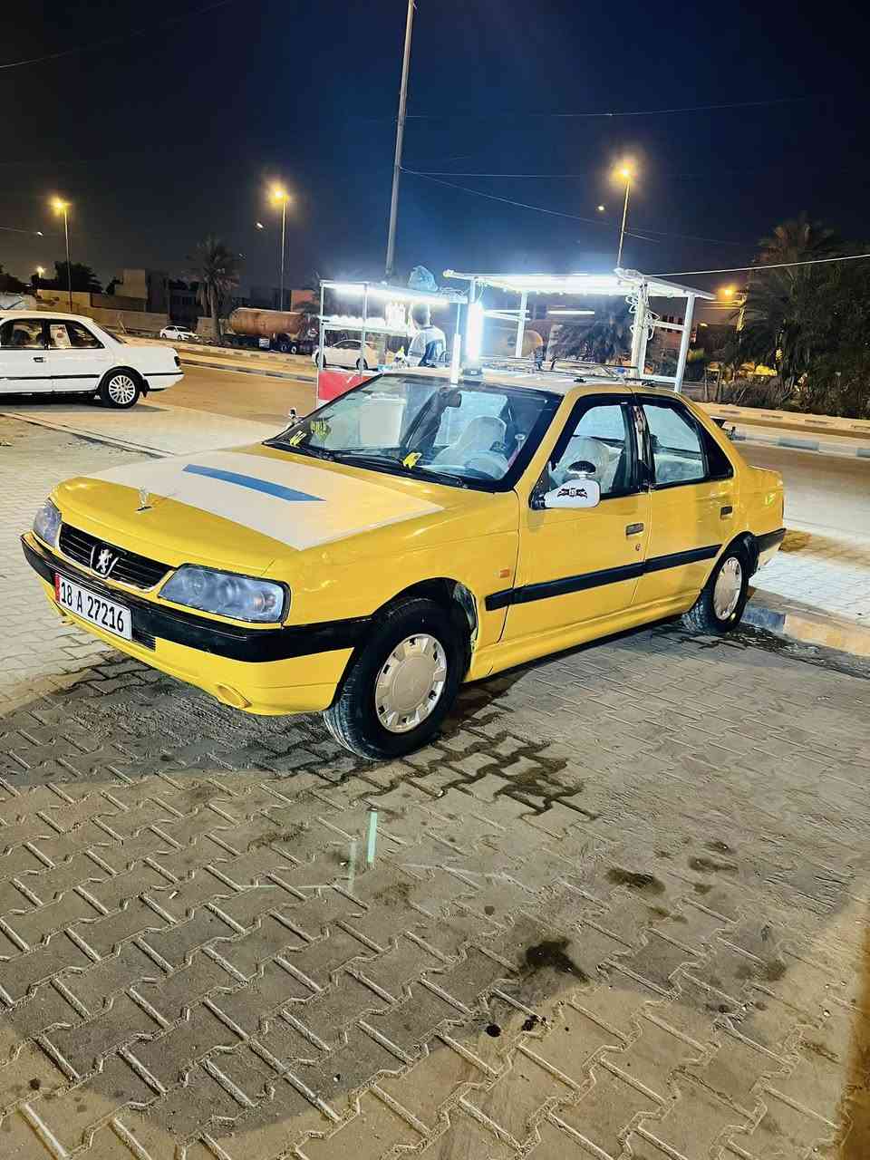 بيجو 405 موديل 2012 بيها 3قطع صبغ سياره جاهزه كير ومكينه مكفولات كهربيات كلها شغاله حداديه زينه رقم دولي هيئه مصفر لشهر ال6 منضومه تبريد كامله بس غاز سعرها 30 وبيها مجال بيع أو مراوس مكاني نجف الكوفه ***********
