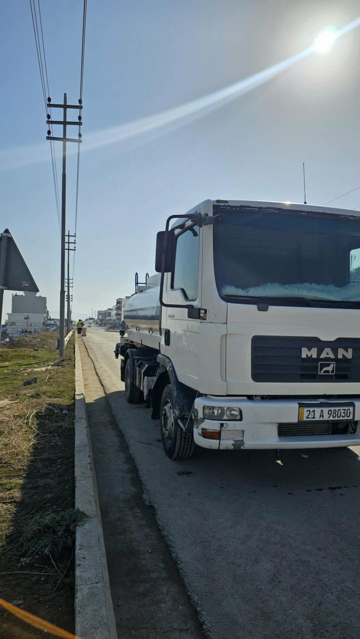 مان 2008
گیرو مەکینە و ئەکسل بەشەرت
تایەی تازەیە
باتری تازەیە
*********** السليمانية, العراق
