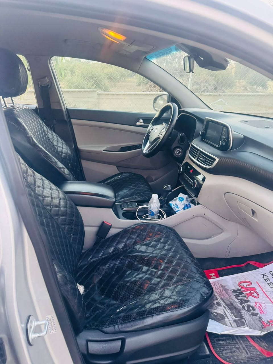 السلام عليكم توكسن للبيع موديل ٢٠١٩امريكي محرك ٢٤٠٠المرغوب ضررها جوه قبغ البانزين شبر فقط يعني كلين رقم نينوى وصور الحادث مرفوقه  السعر ١٧٠ وبيها مجال معلومات اكثر اتصل ***********
