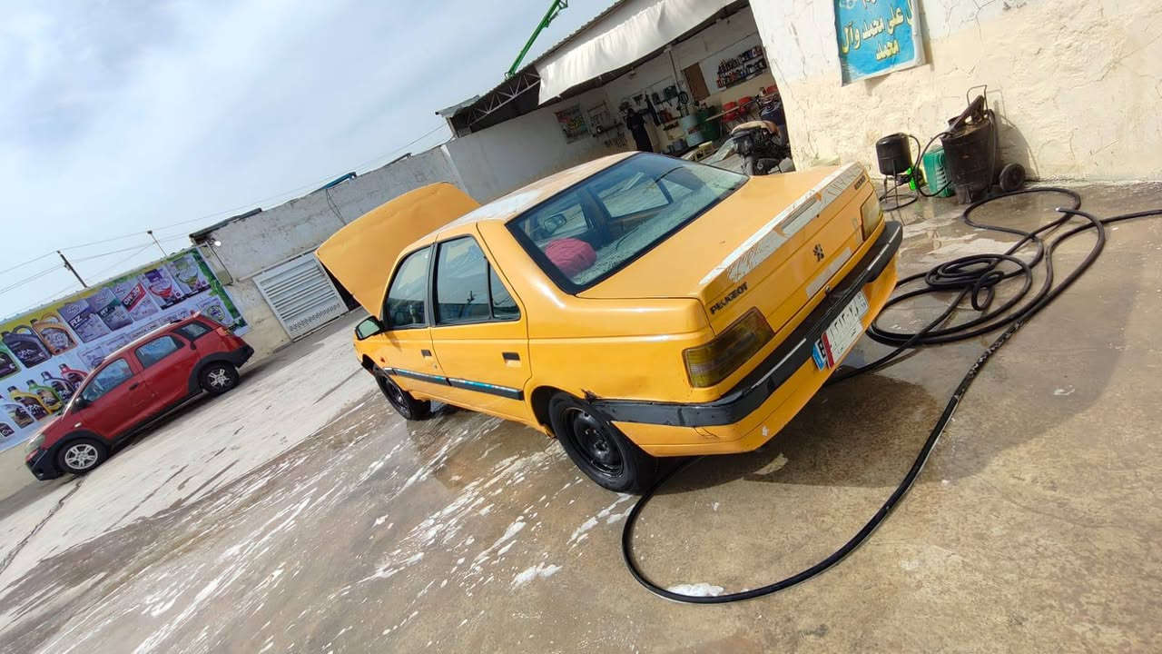 بيجو 405 حداديه اماميه خلفيه كله جديد كهربائيات كله شغاله تايرات خير من الله السيارة موديل 16اكد تجي تشوف السيارة بعينك بيع مستعجل رقم الهاتف *********** السعر 30 من رخصة ادمن
