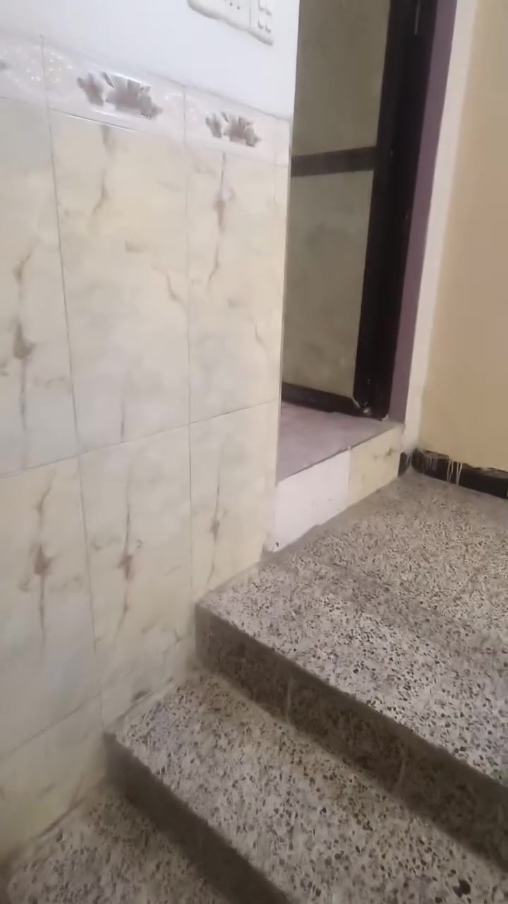 السلام عليكم
بيت معروض للبيع 100م طابقين طابو صرف زراعي سند 25 الشعر الدوانم قريب جامع بيت هاتو تواصل ***********
***********
