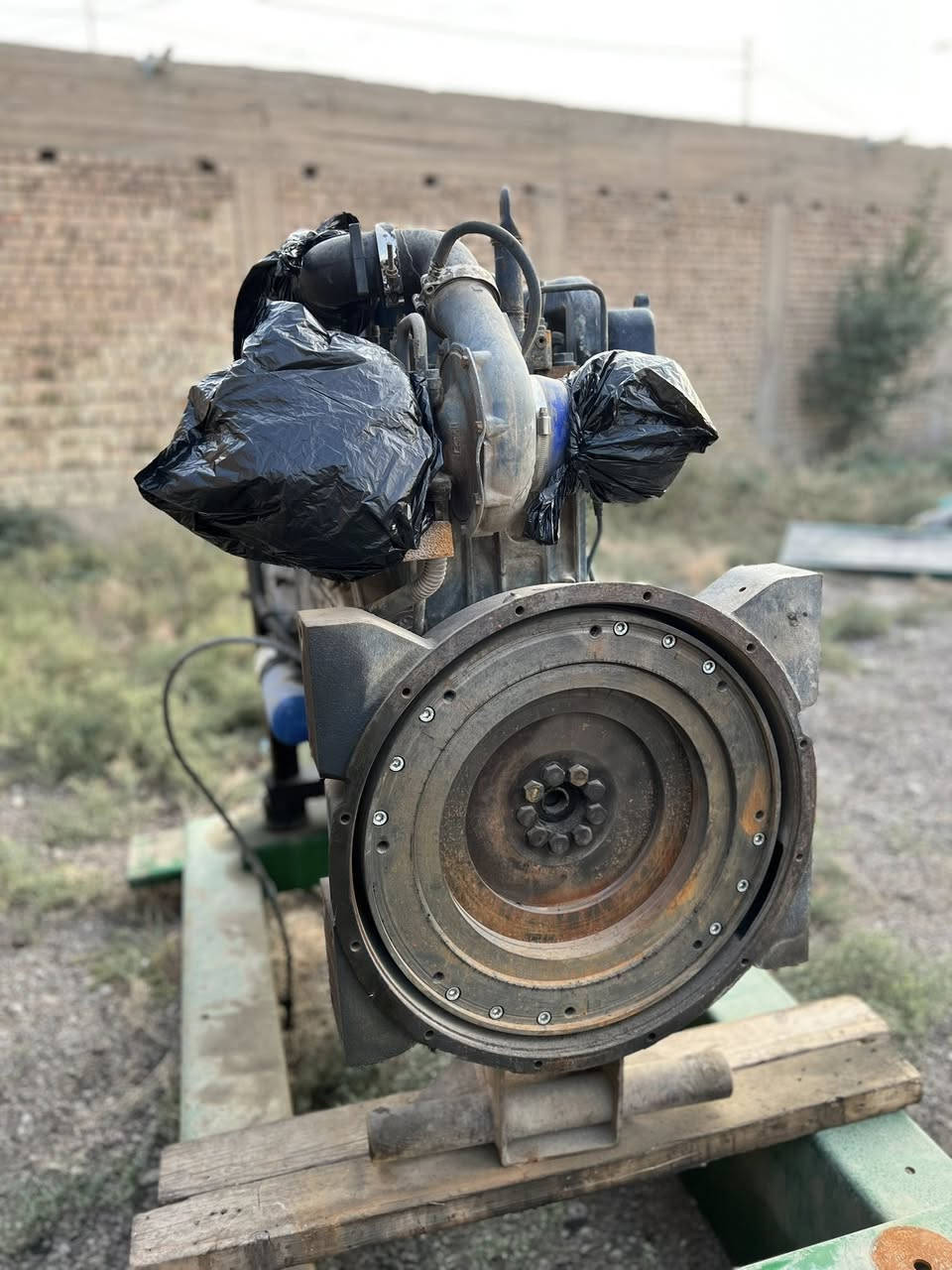 محرك شتاير 12 ولف شغالة بيها صوت بل مكينة رايدها 5 اوراق ونص وبيها مجال مكاني بغداد الشعلة بعد العلوة الحي الصناعي  ***********
