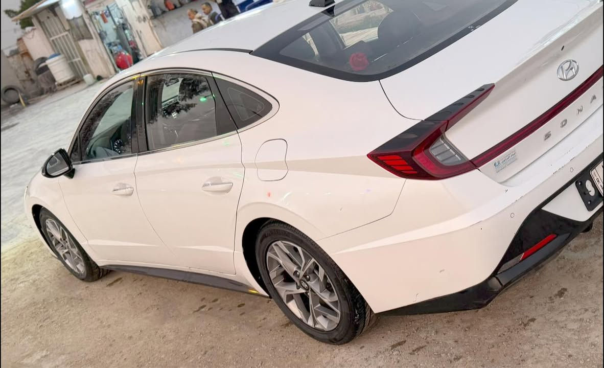 سوناتا 2021 وارد كوري. السياره رقم قادسيه معوقين وكاله عامه بسم المشتري سياره بسمي 

فول واحد ع واحد عده الفتحه سقف 

مكينه كير كفااااااااله 

حداديه امامي خلفي زيرو 

ماشيه 62كيلو متر 

مكينه 1600تيربل 

تخم تاير جديد خمسه ويل كب 

المواااااصفات 

———————————————————

1كشنات جلد تتفه تبريد 

حساس امامي خلفي 

كشنات كهرباء بالكامل 

رادار امامي 

تحديد مسار 

كير دكم 8نمر 

مري شفط 

رادار بالمري 

تبريد بيانو 

توقف ذاتي 

جنطه كهرباء 

لد نهاري 

اشاير ترحيب 

تشغليل عن بعد 

كامره تسجيل صوره امامي خلفي اثنى القياده 

السياره بيه هواي مواصفات بعد السياره 

—————————————————-

حادث السياره السياره بارد فقط بجاملغ الامامي صورته موجوده عندي ومعمر بيدي 

بالعراق صار بيه بارد قليل بجاملغ الخلفي فقط باقي السياره كفاااااااله عاااااااامه من كولشي 

عنوان السياره ديوانيه مركز المدينه ابو جود ***********متوفر اتصال ومتوفر وات ساب
