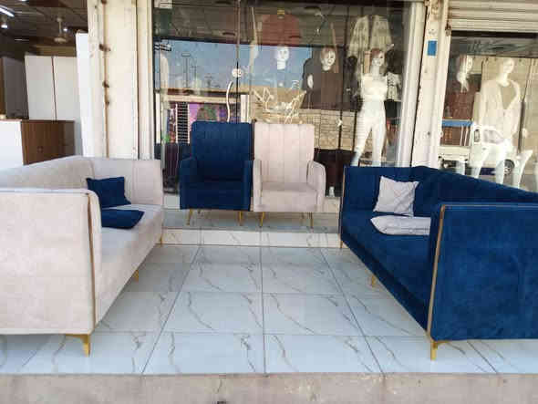 سلام عليكم تخم قنفات تركي 4 قطع نضافه 100/95 بالميه مستخدم شي قليل اي عيب مابيها  ويا 6كوشات السعر 275 بي مجال العنوان كركوك حي العروبه قرب جامع الامام علي  *********** الشراي يجي خاص
