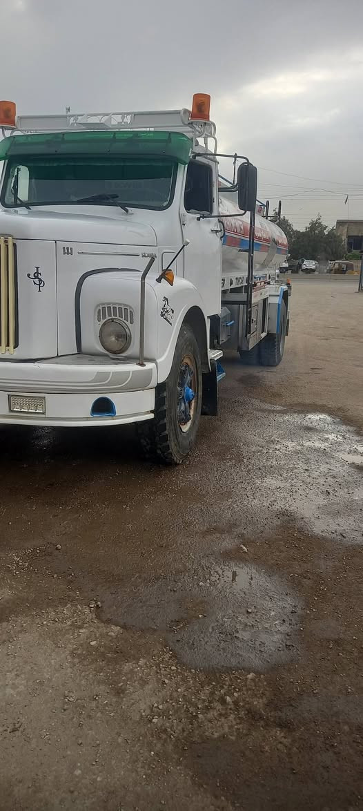 السلام عليكم للبيع سكانيا موديل ٨٠ رقم انكليزي بغداد محرك استندر تانكي جديد ما مستعمل اكسن ١١٢ للإستفسار عل الرقم
***********
***********
