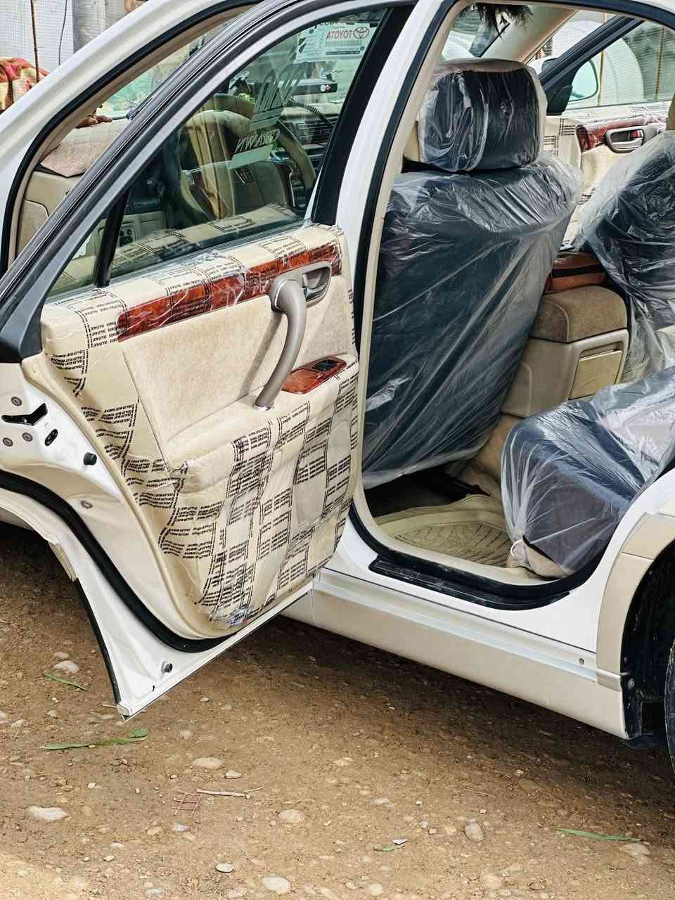 سياره كرون ملكه   2002سايره كفاله عامه شرط تحويل  من ضربه والصبغ والكصه سياره جاهزه جنبز تخم تاير كيله شغال 3دكم اصل ويل نجمه سعره 135وبيه مجال مكاني العماره ***********
الوحات نكليزي طالعات بس داور بسمك تستلم مشروع وطني سياره
