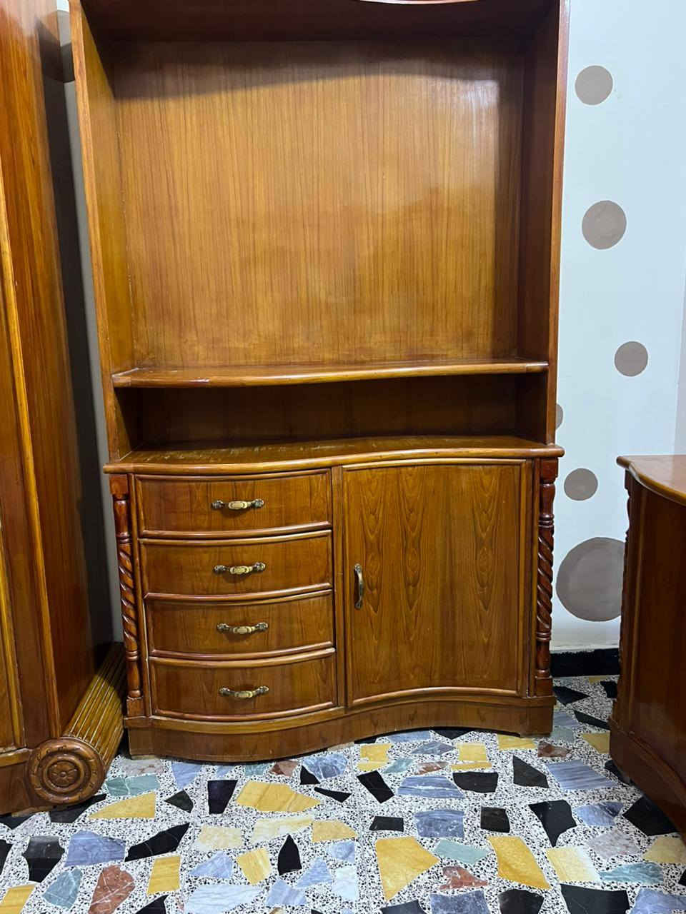 غرفه صاج ٨ ابواب بيهة ملحق اضافي 
صاج سعر مناسب ٩٥٠
بغداد شهداء البياع 
***********
