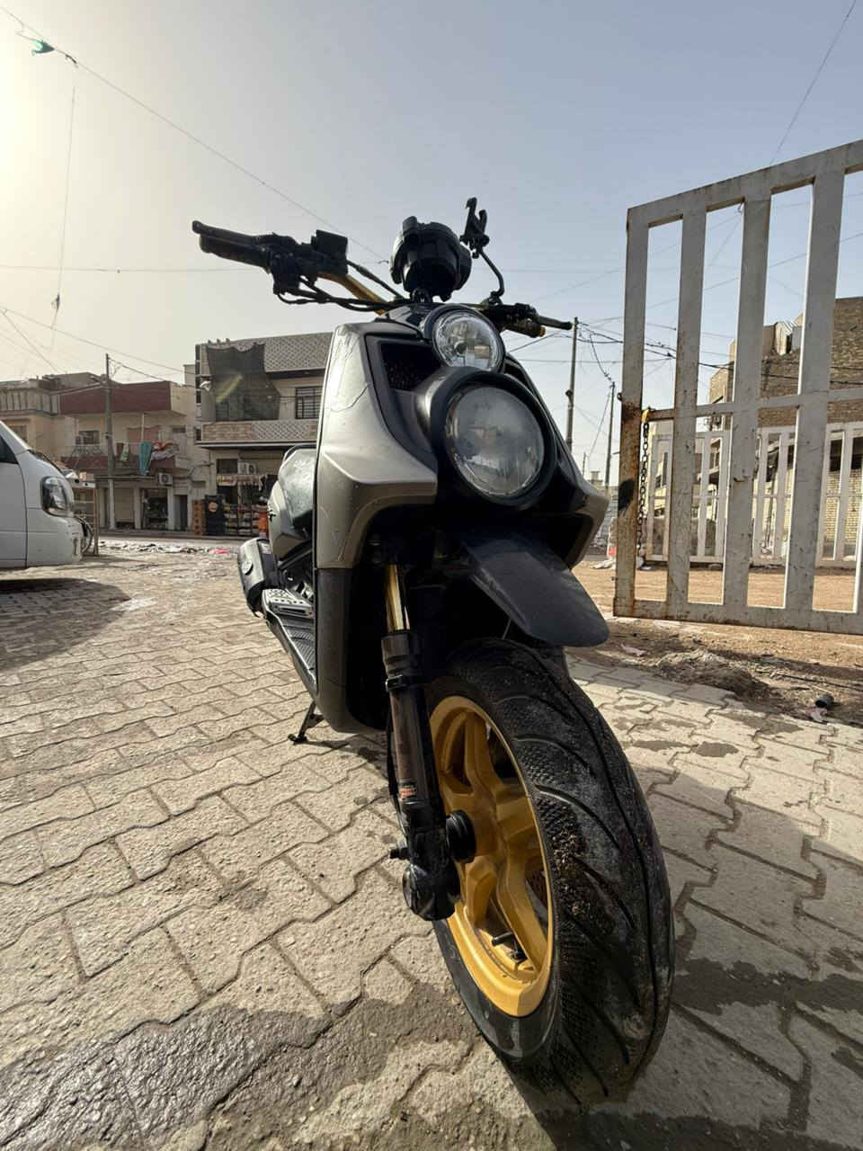 السلام عليكم
سكنس جبلي مزوده تزويد اصلي مال خارج بيها مكينه اعتقد 59 لان ممفتوحه كور سمارت كلجات رياضي صالنصه نحله صدر رياضي ستان صف قبق بانزين و يدات كلها رياضي و بيها عقل Mini 5 رياضي و بي فيشه برمجه 
سعرها 1550 مليون و خمسميه و خمسين 
رقمي بي واتس اب ***********
