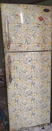 ثلاجة • مناذره